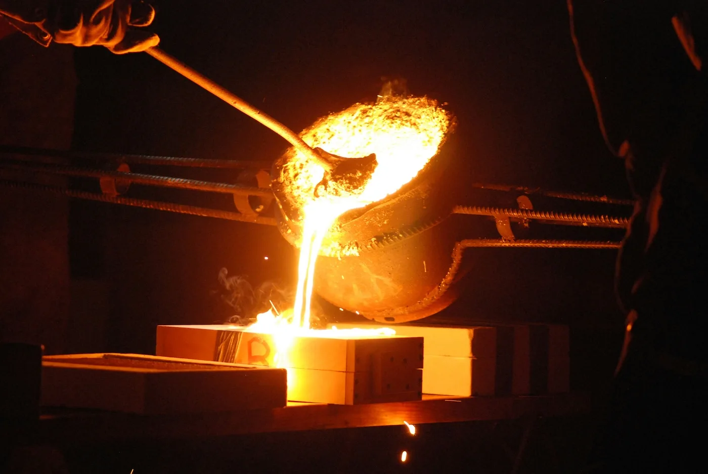 The Complete Guide to Low-Volume Metal Manufacturing for Contractors