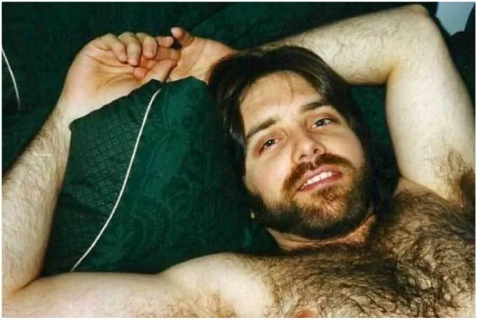 Toni Natalie Says In Her Book That She and Raniere Had Phenomenal Sex; Told Others He Was a Slug in Bed and She Had to Suck His Nipples While He Played the Woman