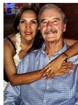 Ana Cristina Fox with her father Vicente
