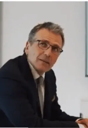Mr. Hanley pedophile father of Kreuk's character in Burden of Truth