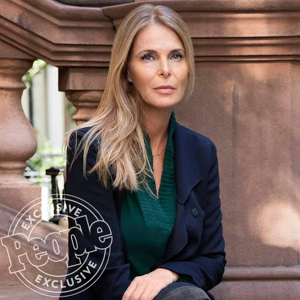 Catherine Oxenberg for People Magazine, shot in Brooklyn Heights, New York October 21, 2017 Allison Michael Orenstein
GS 47869
Subject: Catherine Oxenberg
Credit: Allison Michael Orenstein
Date: 10/21//17
Location: Brooklyn, NY
Caption: Catherine Oxenberg in Brooklyn, NY 10/21/17
Hair and Make-Up Styling by David Tibolla/CHANEL Les Beiges/Exclusive Artists
Clothing Credits: None
Contact for Catherine Oxenberg C: 310-344-3678 catox@me.com