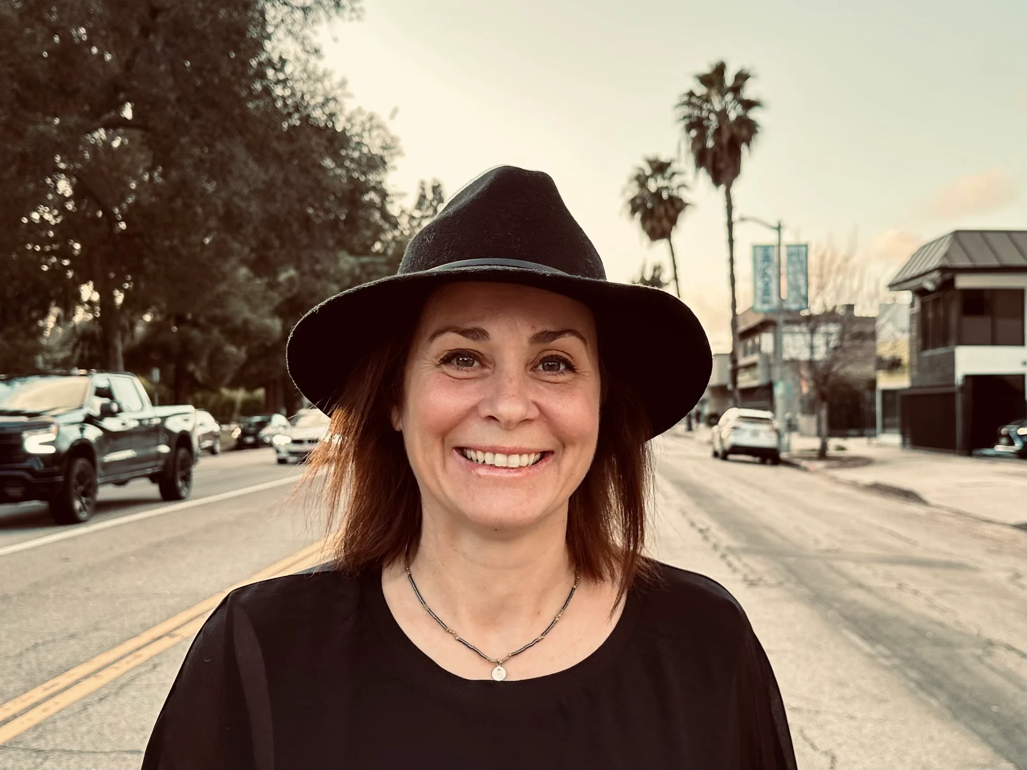 Senior-Level Publicity Management: Insights from PR Specialist Caroline Maréchal