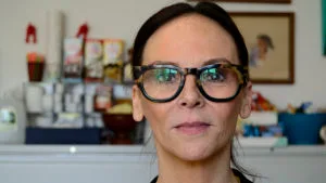 Witness admits she closed her own sale for course; cotradicts statement that she was pressured and forced