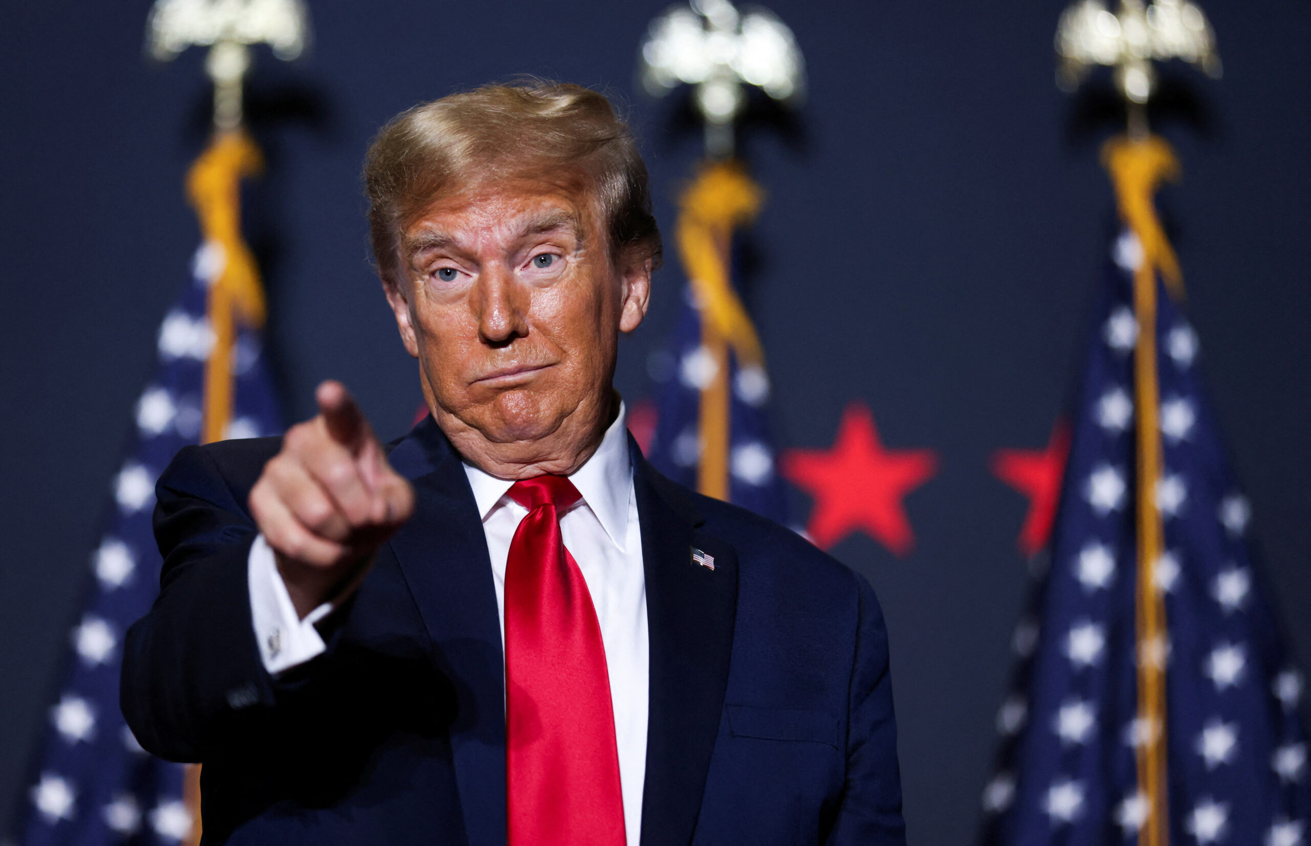 Letter: Experts in every field agree Trump Would be a Disaster to the Economy, the Environment, Healthcare, and National Security