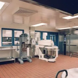 United States Penitentiary, Tucson - Kitchen
