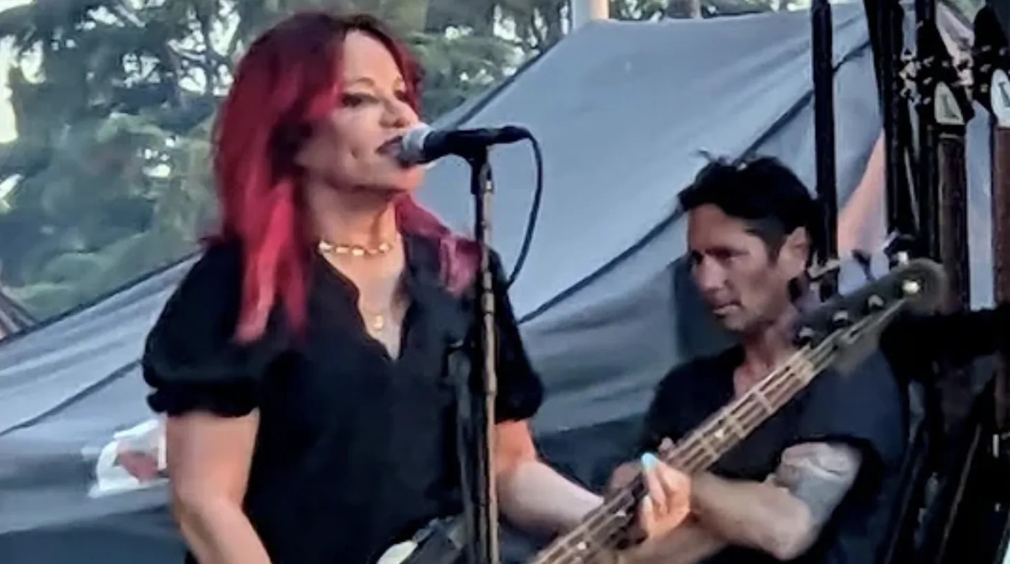 Jennifer Finch, L7 Bassist, Has Died At 59