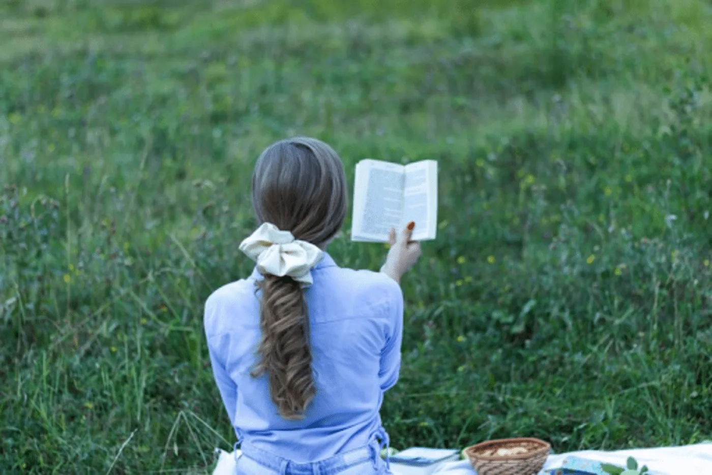 Why Scrunchies Are a Must-Have for Anyone Concerned About Hairstyle