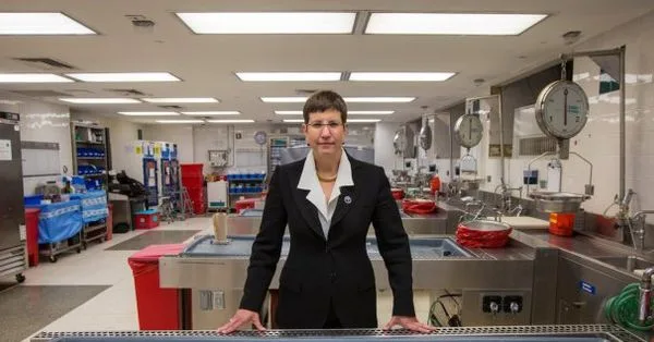 Dr. Barbara Sampson