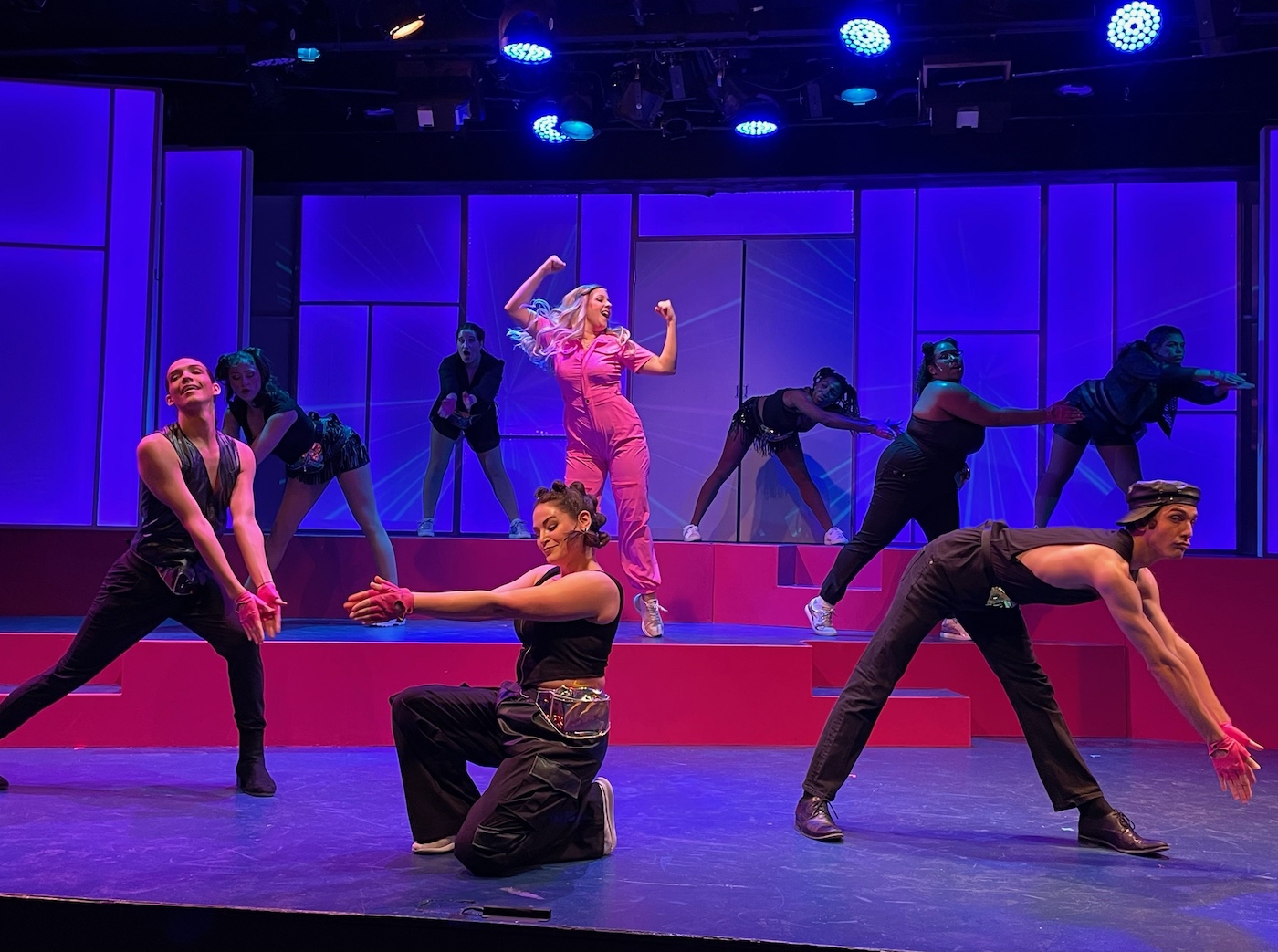 MusicalFare Theatre Presents: LEGALLY BLONDE Nov. 8–Dec 10