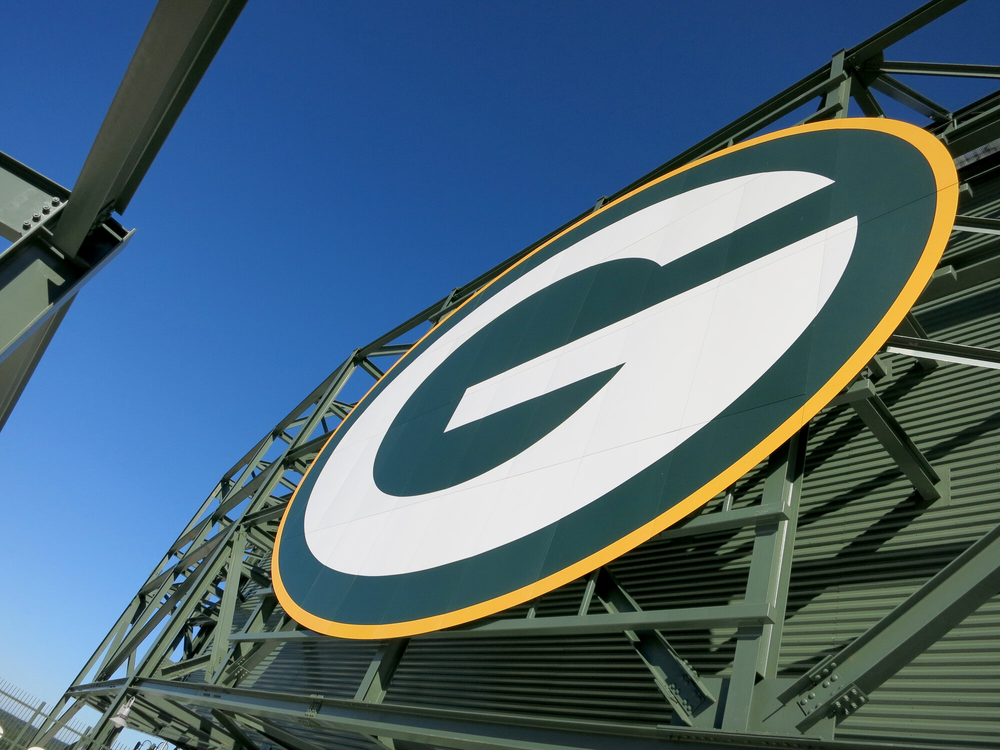 Green Bay Packers Star Micah Parsons Is Now Expected To Miss Half The 2026 Season
