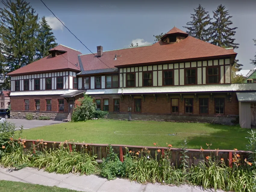 Scott Johnson recommends readers send email to Waldorf School – ‘distance yourself from Raniere’