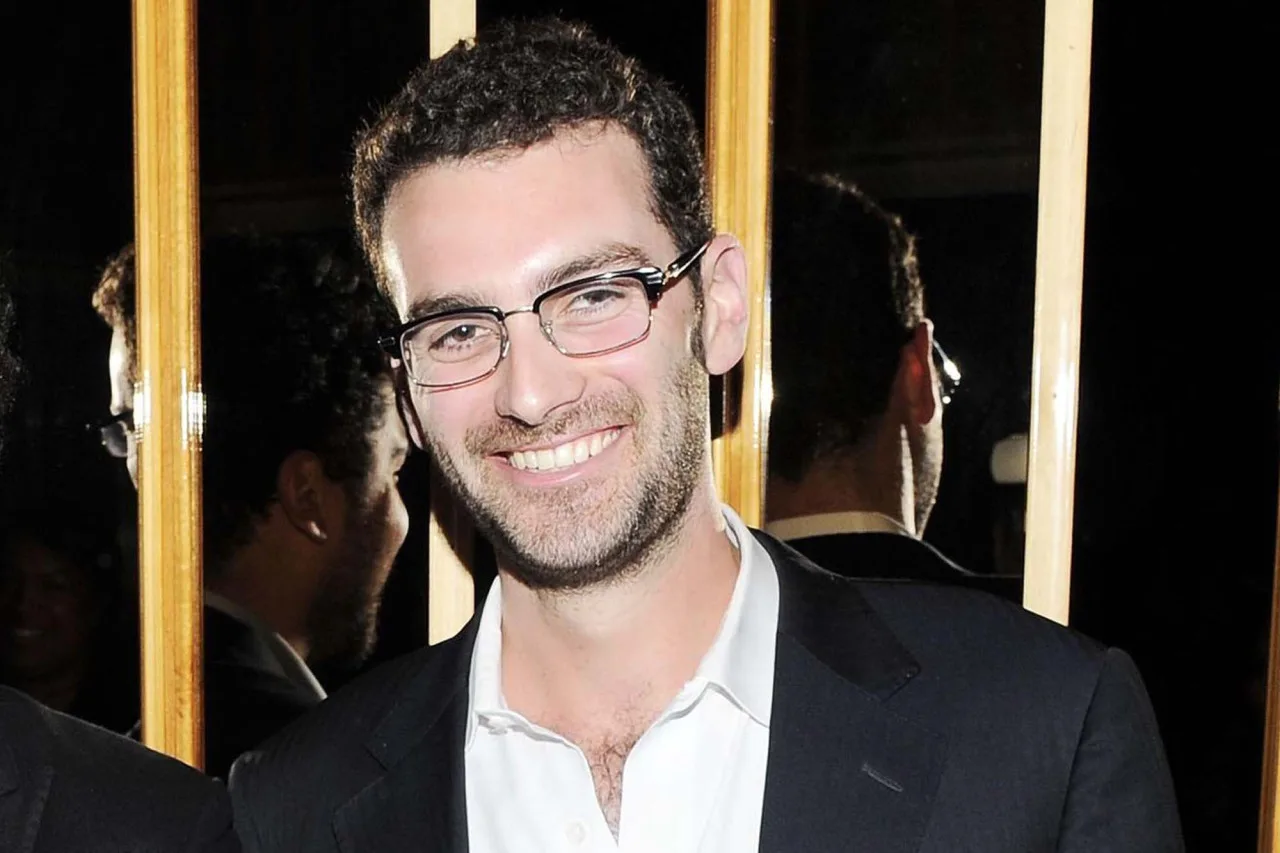 Jeremy Bronfman Buys $29M Mansion in Santa Monica, While Aunt Clare Lives Rent-Free in Philly