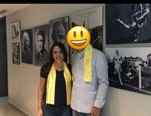 Photographic evidence demonstrates that Clara Luz had attained the rank of Coach, in NXIVM.
