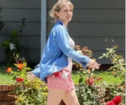 New Photos Show Allison Mack Is Off the DOS Diet and With a Busy June Ahead She Must Show She Is a Victim Not a Villain