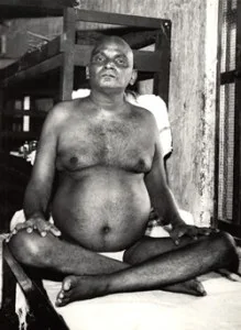 Swami NItyananda was good enough to leave his tomb and visit with Rudi. Lamentably Rudi was alone. No one else witnessed this miracle. But we have Rudi's word for it.