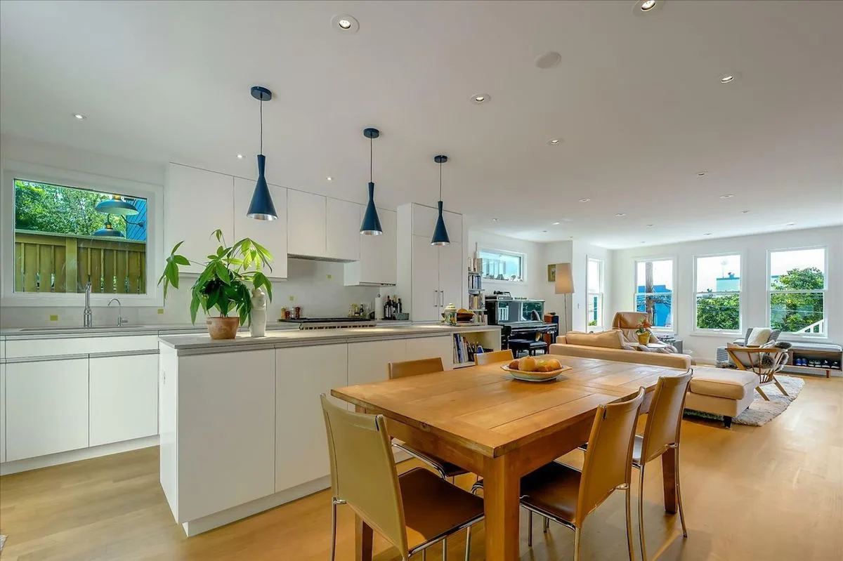 How to Save Money When Renting an Apartment?