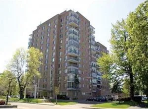 Shmuel Shmueli doesn’t live at the Parkway Condominiums any more.