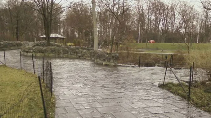Pavers In Niagara State Park An Ongoing Scandal
