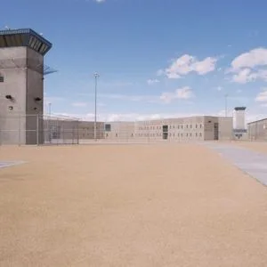 United States Penitentiary, Tucson - outside