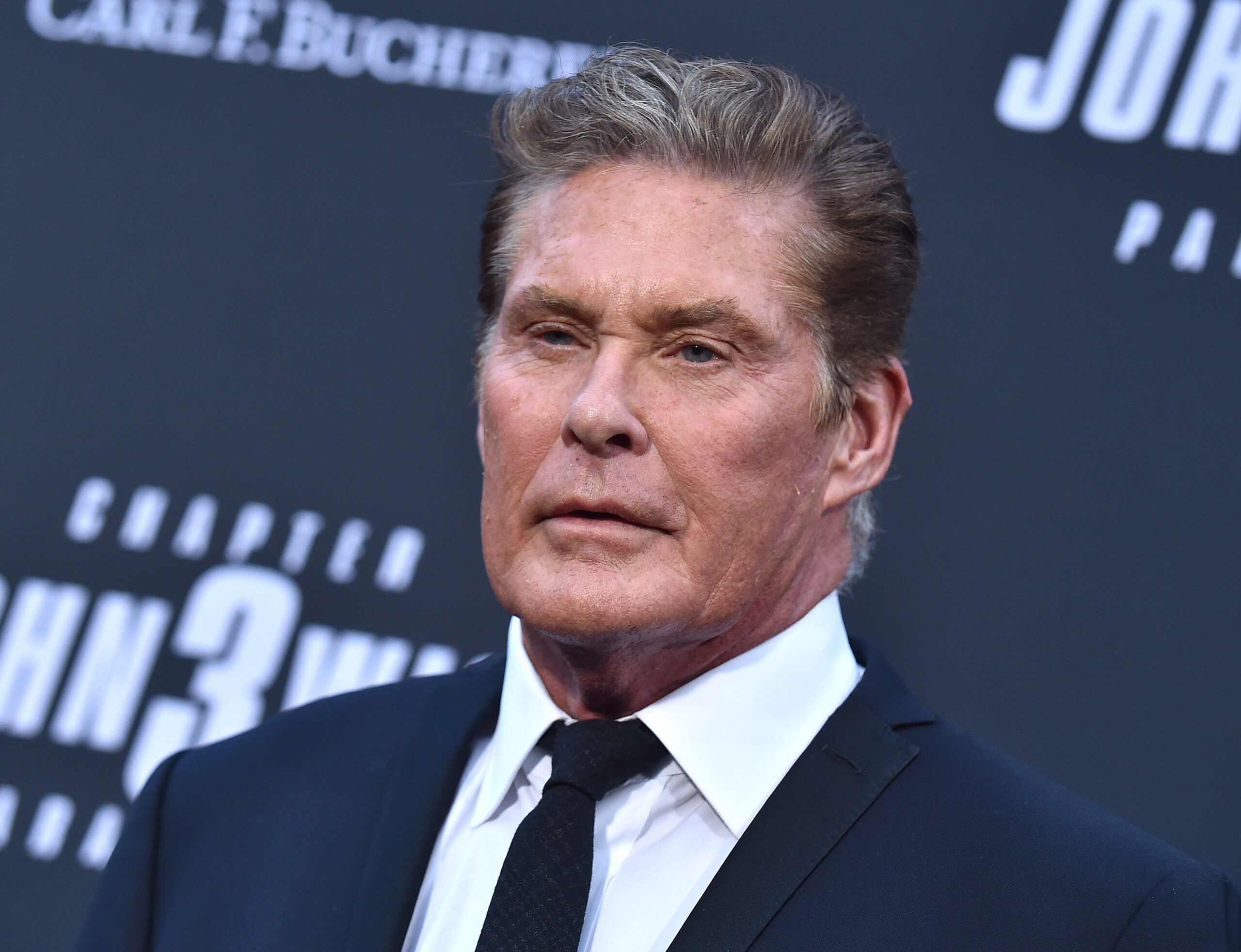 David Hasselhoff Was Photographed Using A Walker And His Rep Just Explained What Is Going On