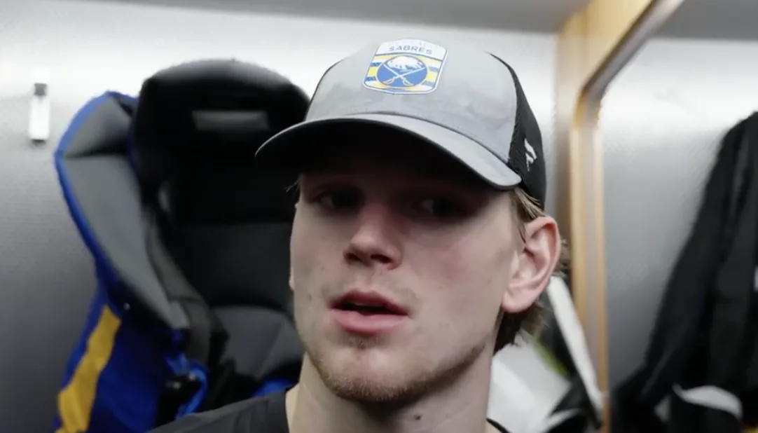 Chicago Blackhawks Acquire Bowen Byram via Trade