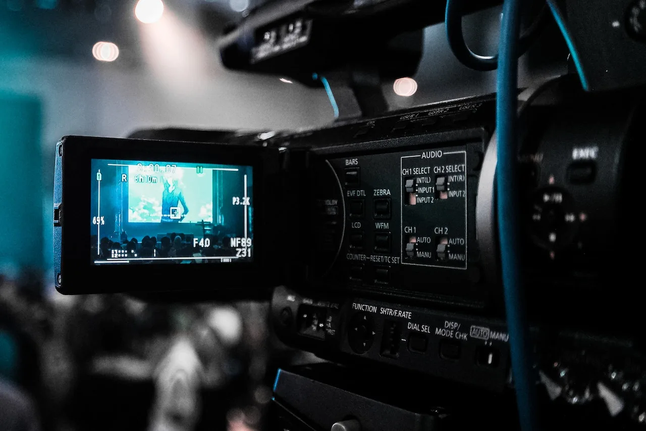 Finding the Red Thread: An Interview with DP Tom Ingwersen