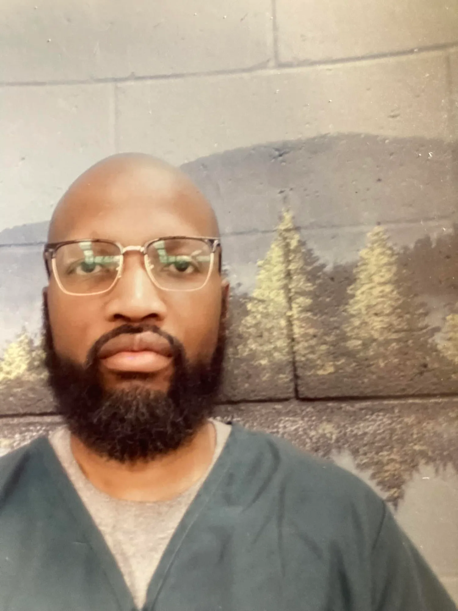 19 Years Behind Bars: Wisconsin Judge to Reconsider Lawrence Paine Conviction