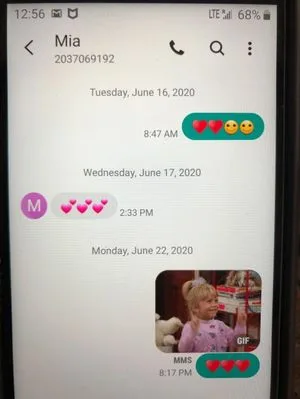 ambrose aunt Barbara text to mia