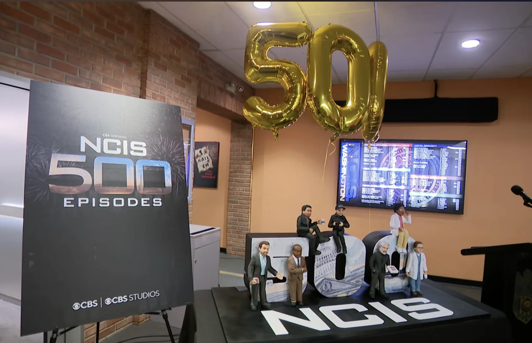 NCIS Just Aired Its 500th Episode Tonight And The Showrunner Explains How The Show Survived Losing Almost Everyone