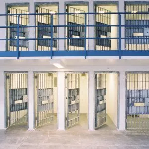 United States Penitentiary, Tucson - Cells