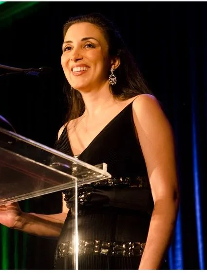 Ex-DOS slave demands return of collateral from Rosa Laura Junco!