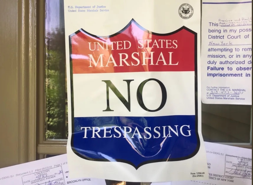 Ayla Ferrone – top NXIVM TV reporter – reports US Marshal signs now on ‘Sex Lair’ [8 Hale] and Branding Hell Hole [127 Grenadier]!