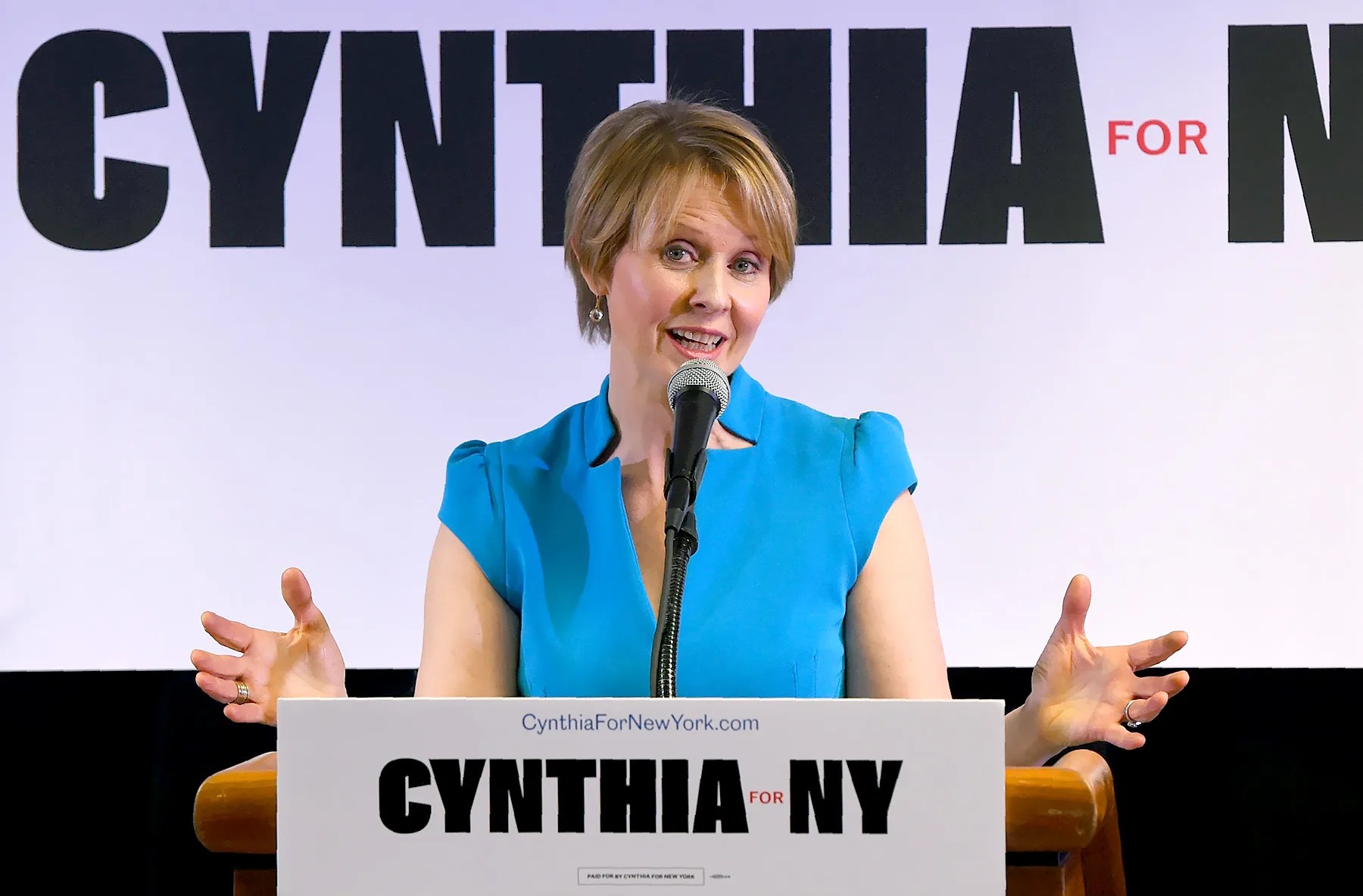 Cynthia Nixon Launches Campaign for Governor in Brownsville; decries ‘broken’ bad NYC subway system