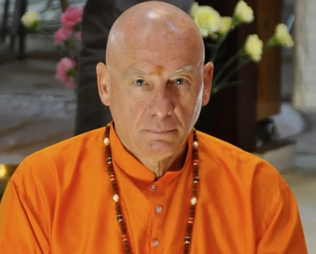 Swami Who Split with Chetanananda Comes to California – Time to ask ‘What Went Wrong?’