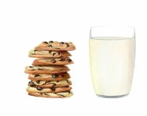 lyvia cookies milk