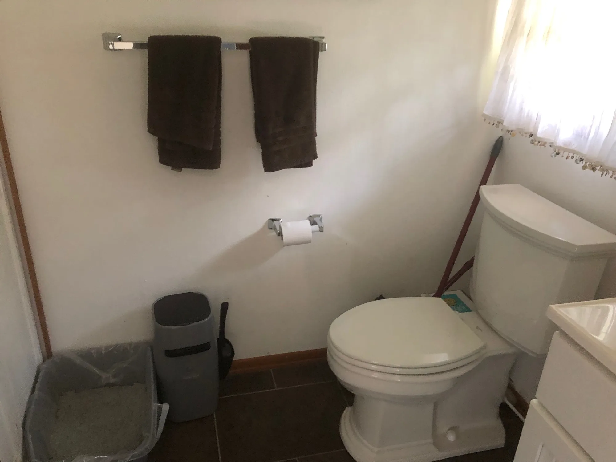 Raniere’s Home of 30 Years – 3 Flintlock – Is Now Rented to Tenants – No Nxivm Members Left in Knox Woods