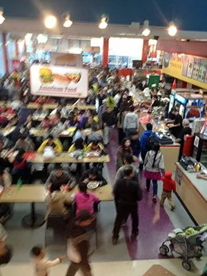 FoodCourt