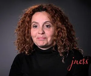 Gina-Fernandez-2-Still-2-400x300