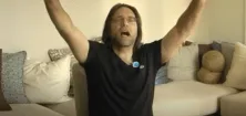 Keith Raniere hand gestures