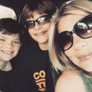 Cobie Jane and sons 2