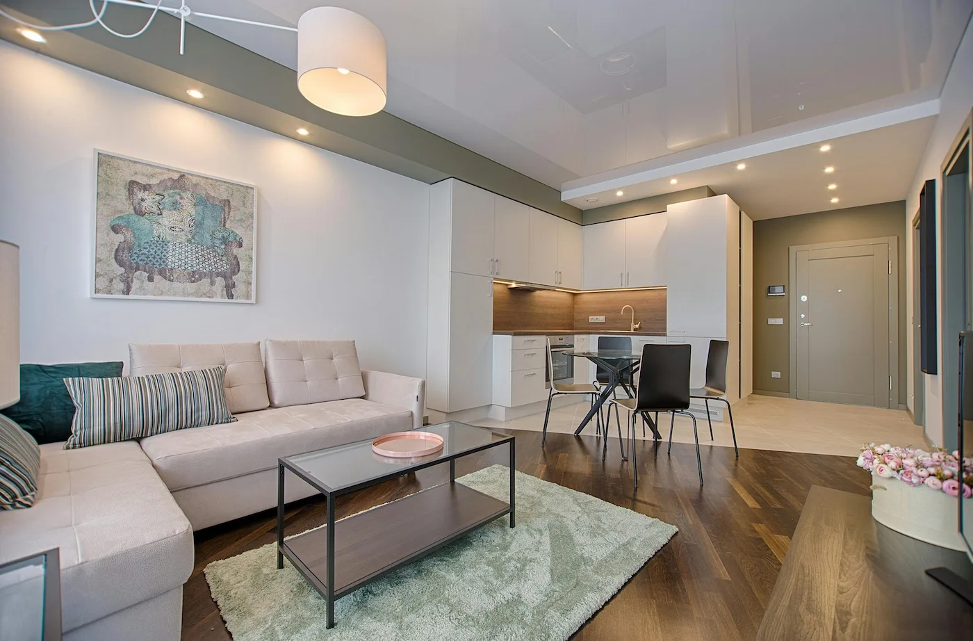 How to Define Your Living Room Space with the Right Pieces