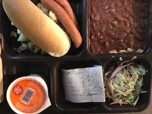 Keith Raniere gets some of the same good eats as other prisoners do -- like the meal shown above.