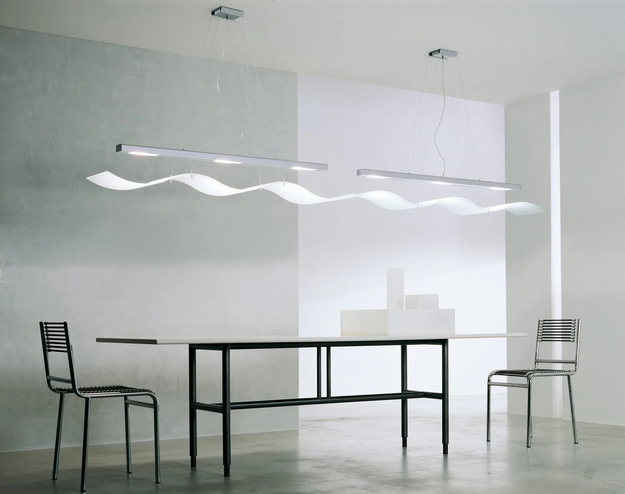 Pushing the Boundaries of Wall Design: Thony Perrudin’s Innovative Approach to Technical Expertise and Installation