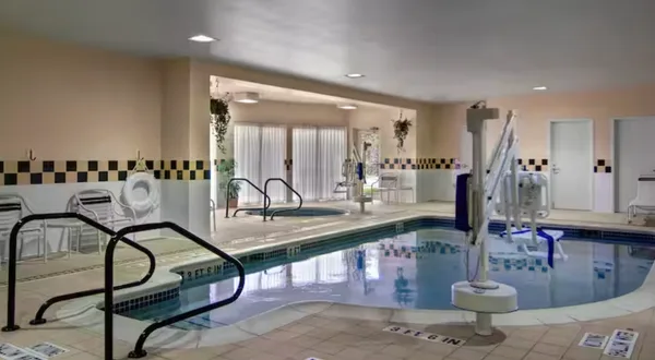 Pool and hot tub at the Hilton Garden Inn