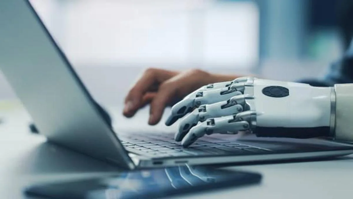 <strong>How Is the Evolution of Bots Impacting the Threat Landscape?</strong>