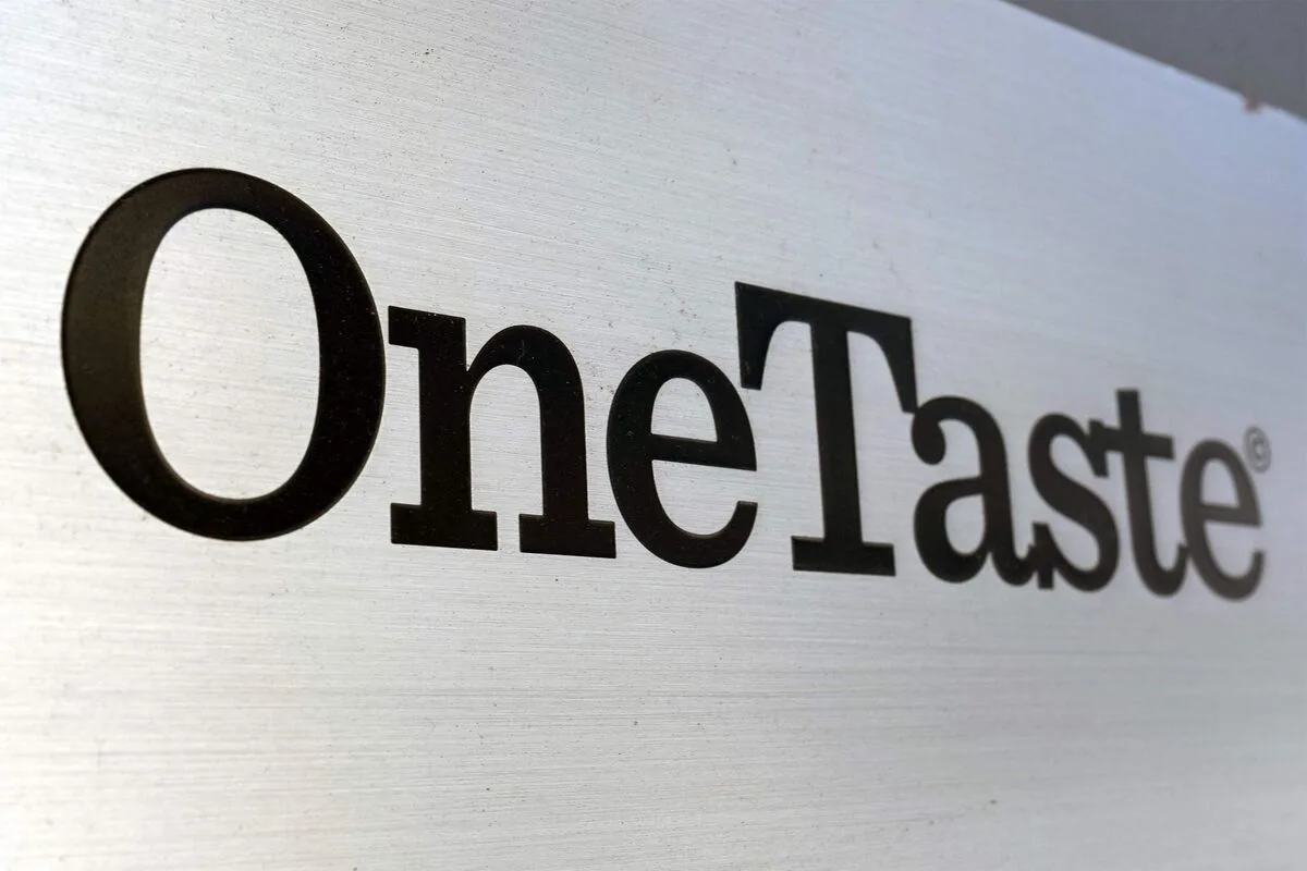 Comedy Gold: U.S. Attorney’s ‘Steamy Conclusions’ Stir Mockery in OneTaste Indictment
