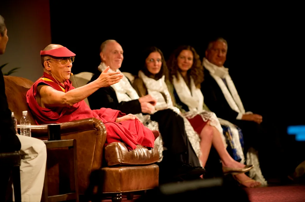 Rat. Inq. Minds: ‘I feel compassion for Clare and Sara and the loss of their milions’