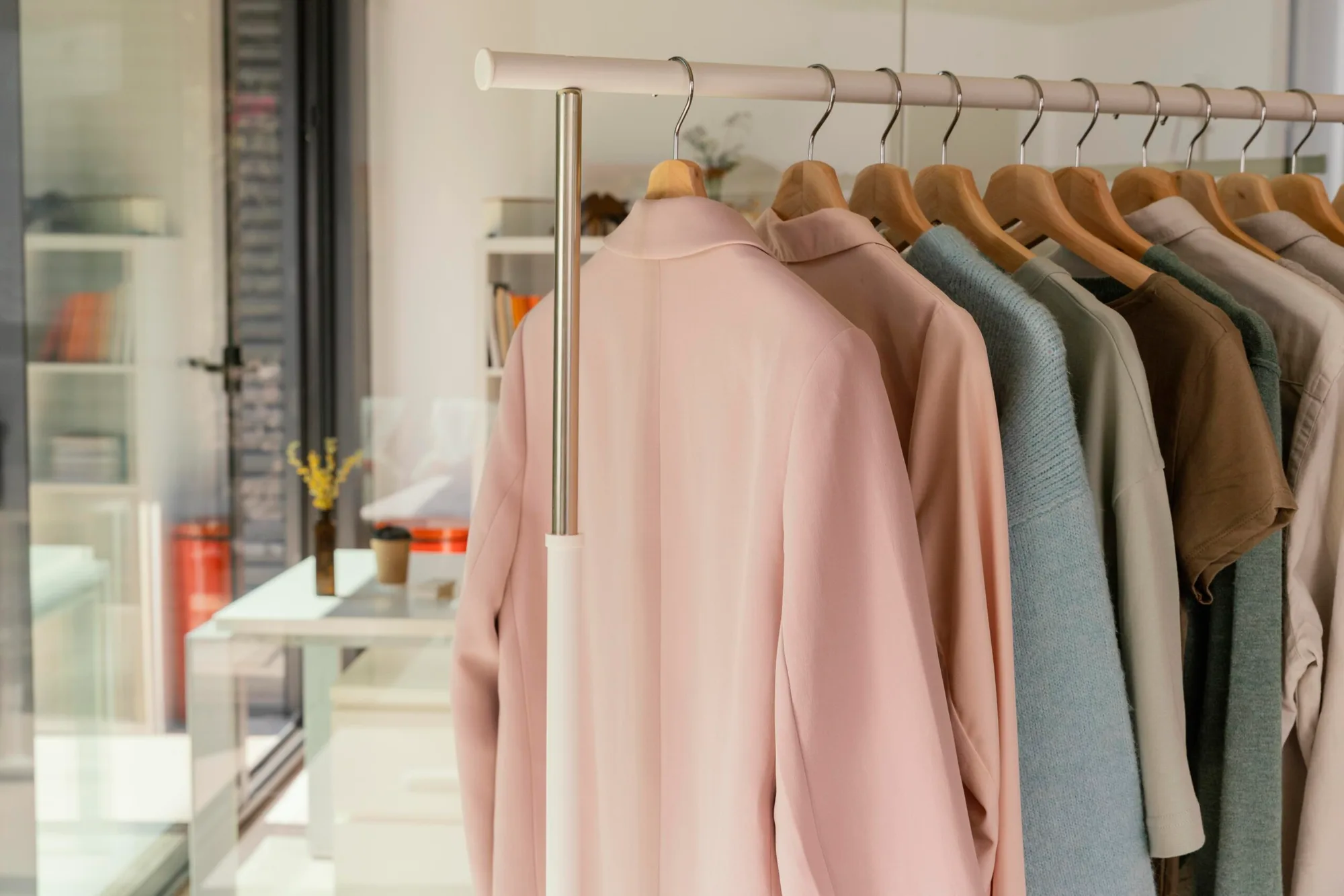 Designer Roslyn Fok on Working With Hommegirls