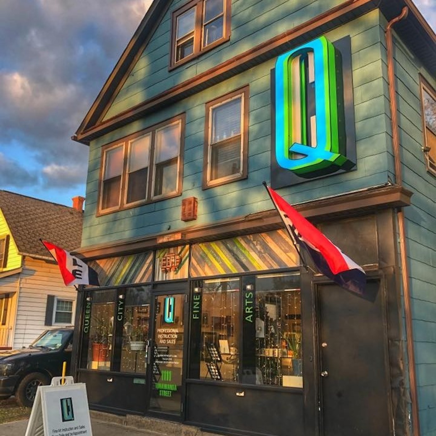 LAST CHANCE for studio time at Queen City Fine Arts on Tonawanda St. Closed for good Dec 30!