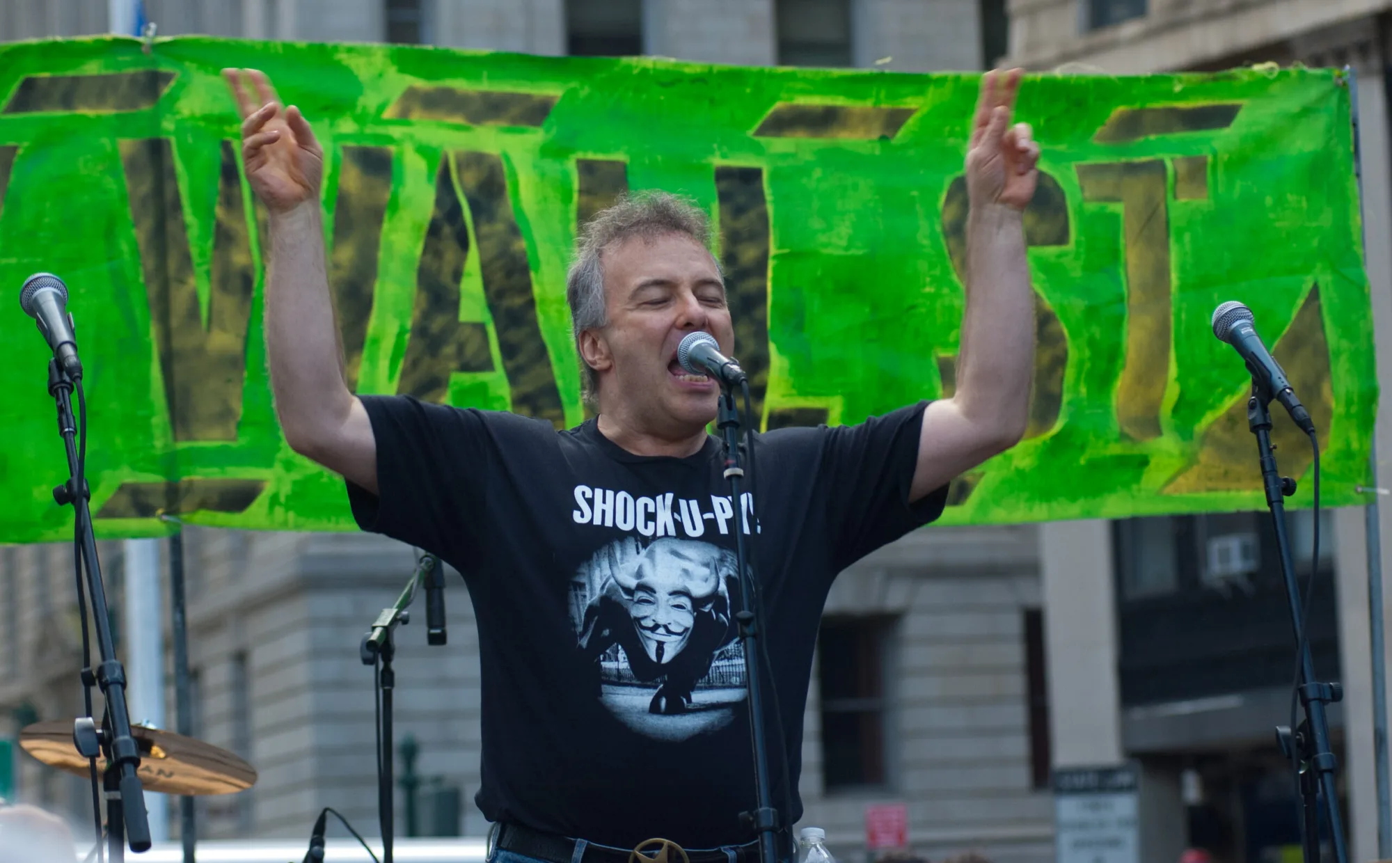 Dead Kennedys Founder Jello Biafra Has Suffered A Stroke And Is Now In Physical Rehab